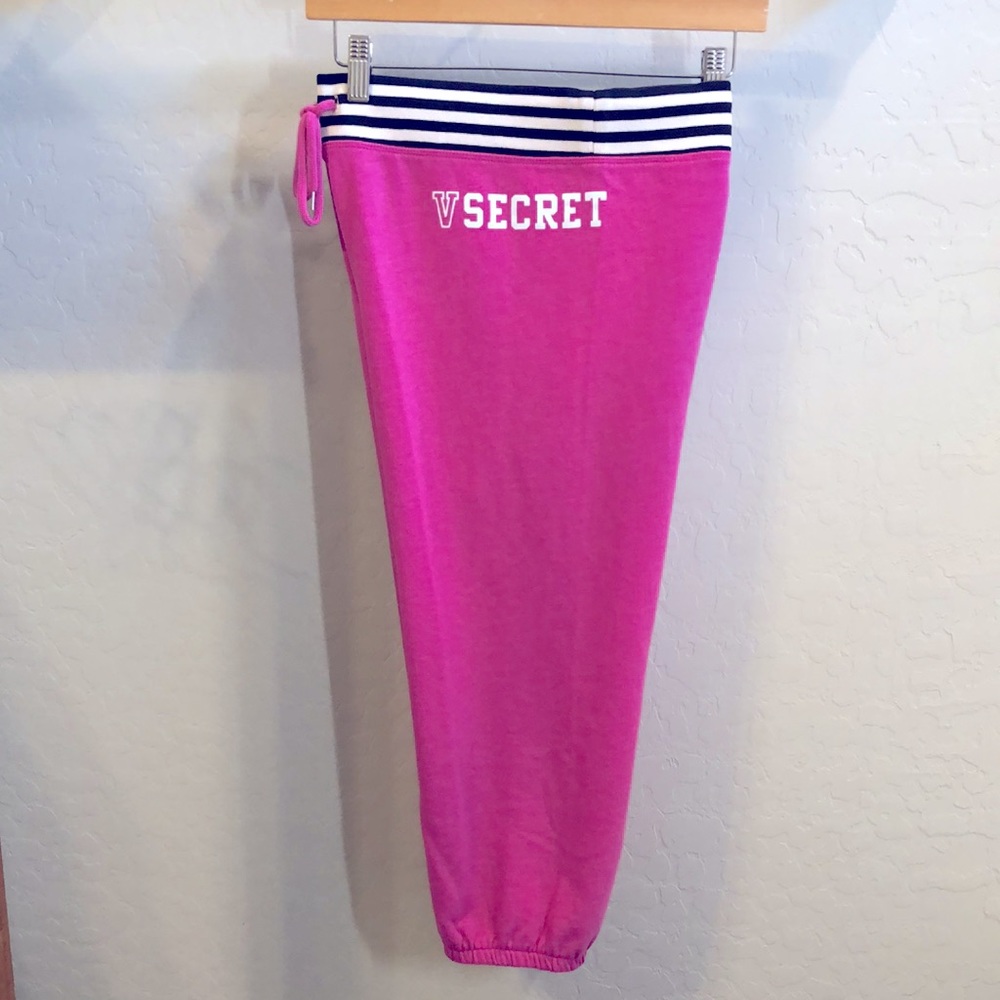 Victoria’s Secret 3/4 Length Sweatpants with Banded and Drawstring Waist.